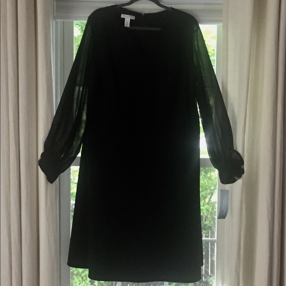 Perfect black dress!